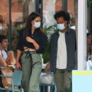 Katie Holmes – With her boyfriend Bobby Wooten III out to dinner in New York