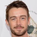 Robert Buckley